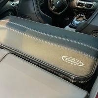 Aston Martin Vantage V8 Coupé 2018 + 2024 rear seat trunk 1-piece.