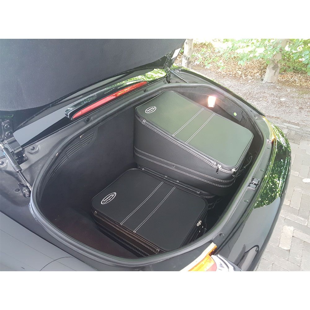 BMW Z8 (EU) 4-piece luggage set trunk