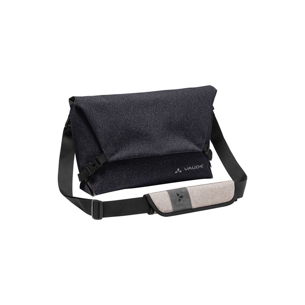 Shoulder bag Schmalegg 8,5 Liter - Black