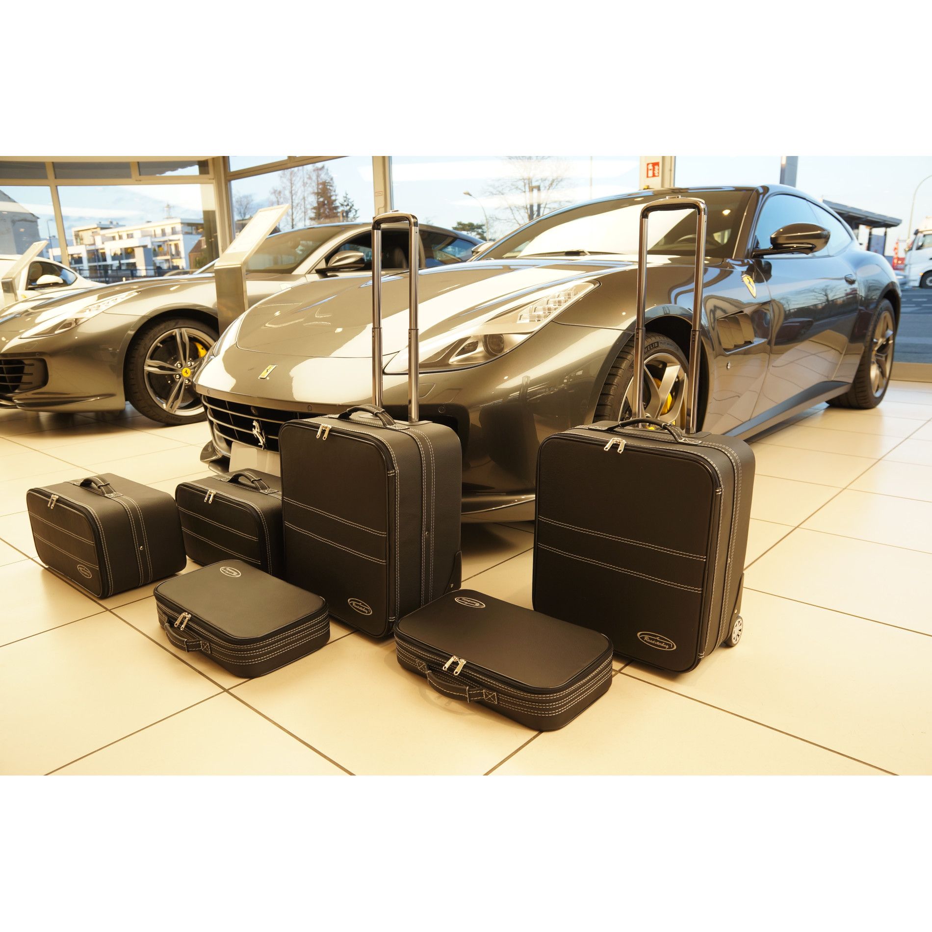 Ferrari GTC4Lusso + FF (EU version) - 6-piece luggage set trunk