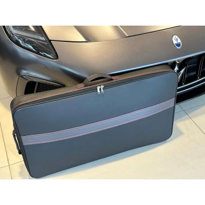 Maserati GranTurismo 2023 - 1-piece garment bag