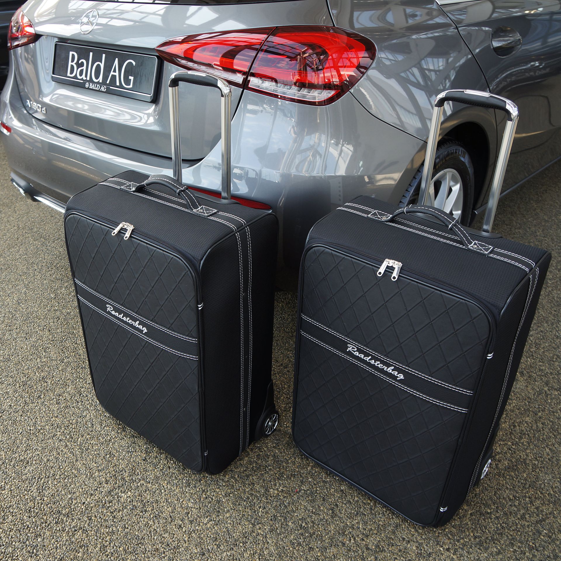 2-piece suitcase set with 2 wheels Mercedes A-Class W177